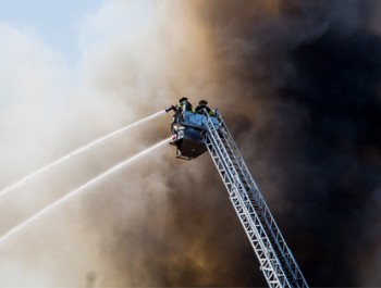 Many trapped in kamala mills blaze could not escape as exigency signage was not installed